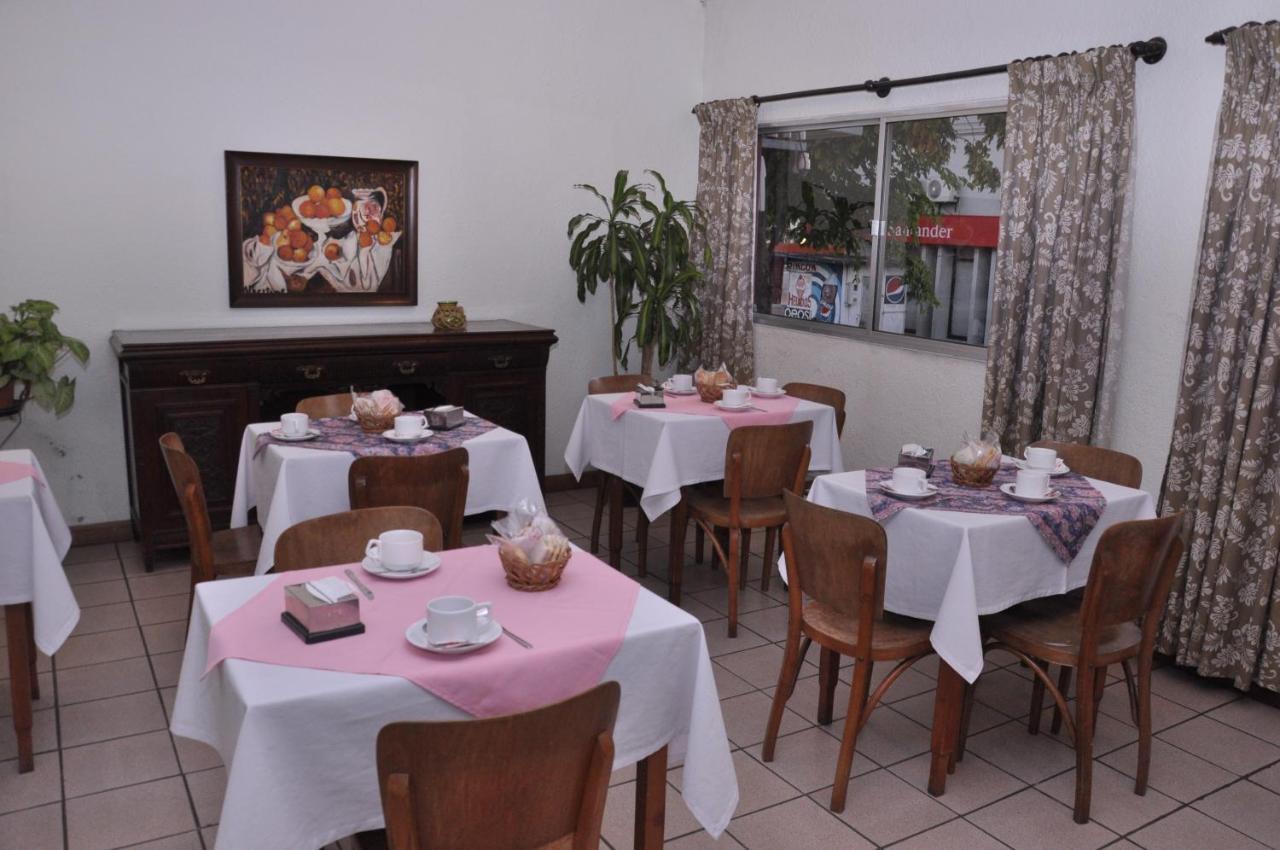 Hotel Del Norte Artigas Kültér fotó